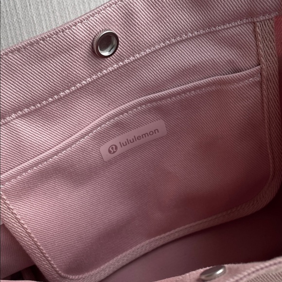 Lululemon Daily Multi-Pocket Mini Canvas Tote Bag 6.5L - mink berry light ivory - Picture 6 of 15